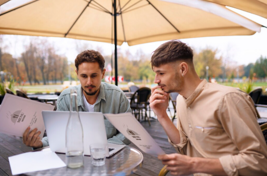 Why Executives Prefer Beach Events for Client Hosting