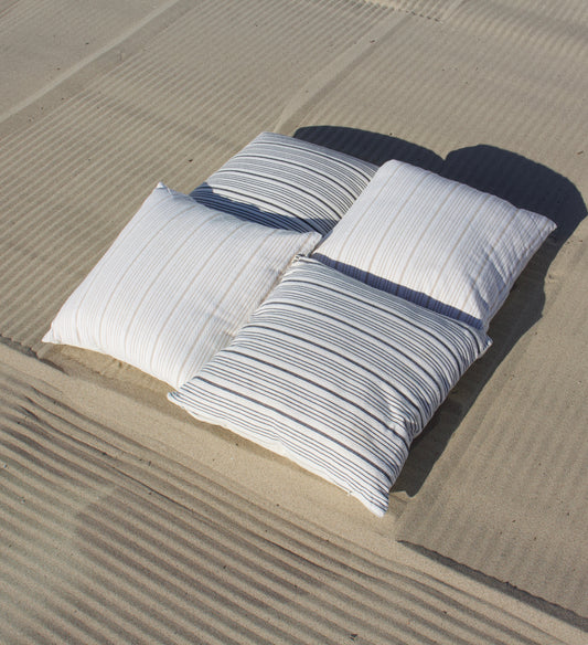 4 Extra Seating Pillows 4 Extra Seating Pillows