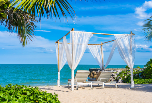 5 Elegant Beach Cabana Setups for Surprise Party Celebrations